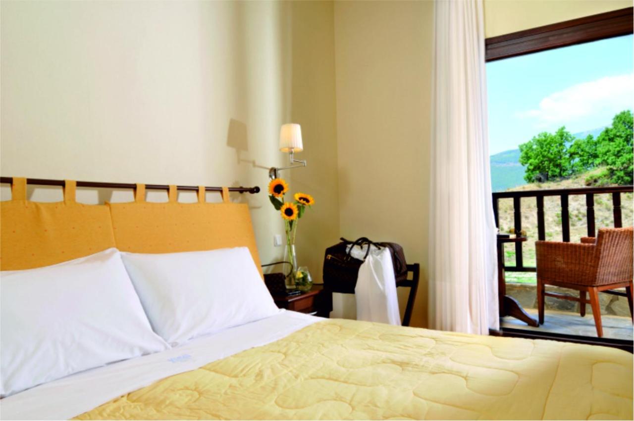 Kaimak Mountain Lodge Панагица Екстериор снимка